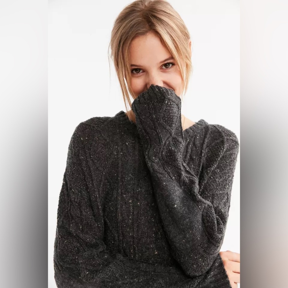 BDG cable knit high low sweater